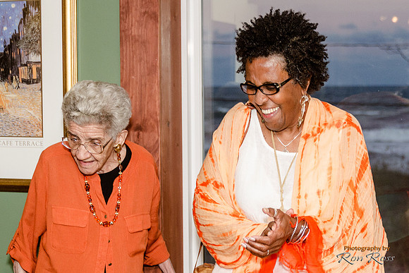 Moms-90th_079