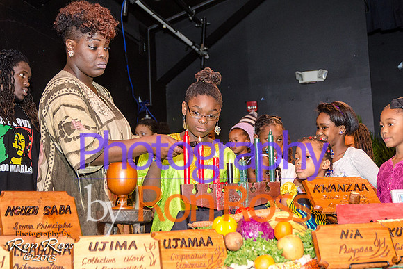 Kwanzaa_Kuumba-2013_08A
