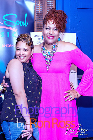 Angelique@MoreheadTavern_113