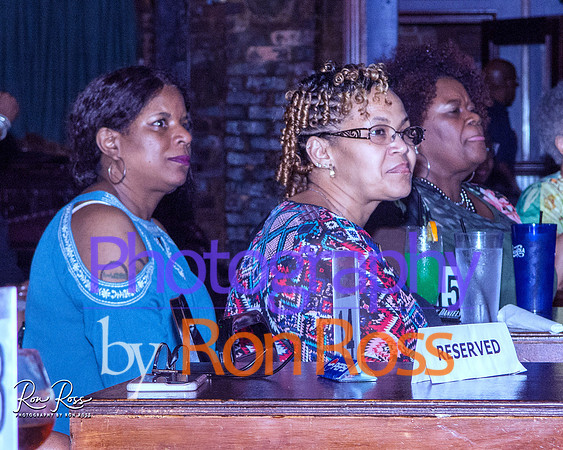 Angelique@MoreheadTavern_044