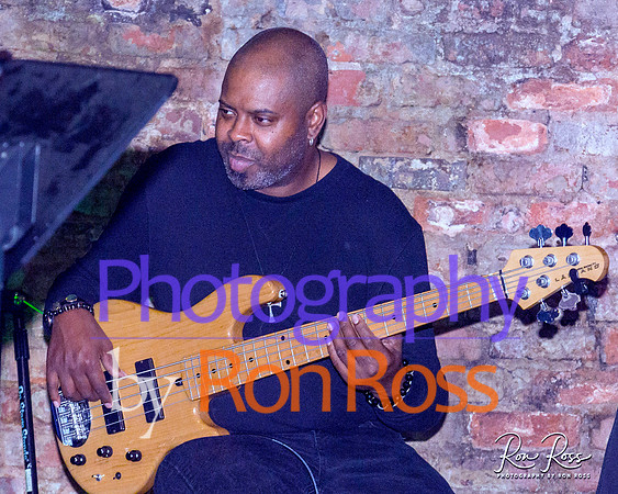 Angelique@MoreheadTavern_038