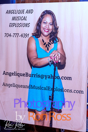 Angelique@MoreheadTavern_002