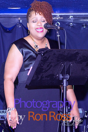 Angelique@MoreheadTavern_011