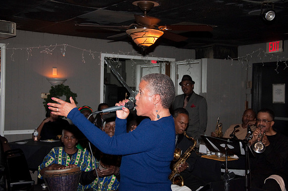 Toni Tupponce, Featured Vocalist