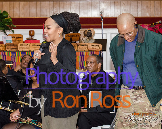 Kwanzaa_Umoja-2013_40