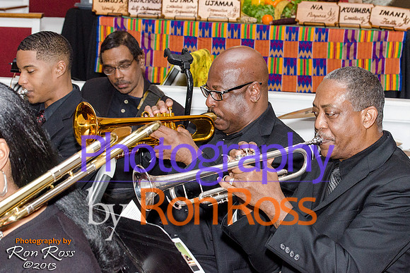 Kwanzaa_Umoja-2013_09