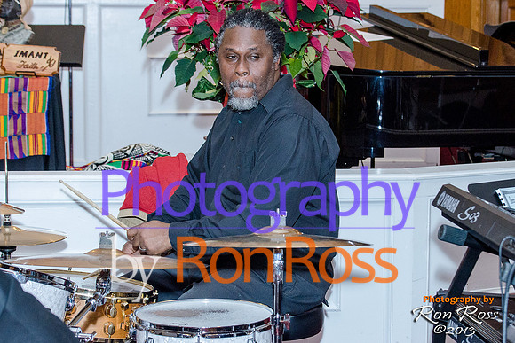 Kwanzaa_Umoja-2013_21