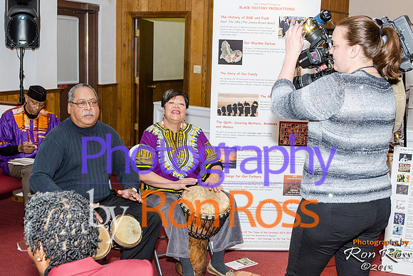 Kwanzaa_Umoja-2013_03