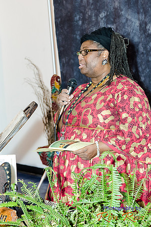 Nia2012_08