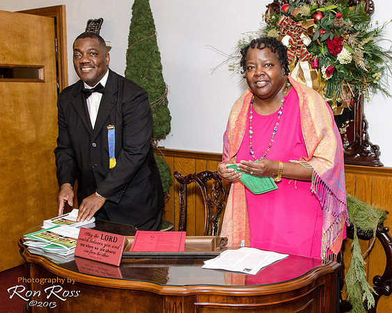 Kwanzaa_Umoja-2013_01