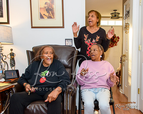 FamilyChristmas2025_022