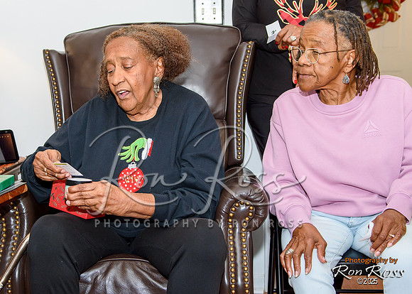 FamilyChristmas2025_028