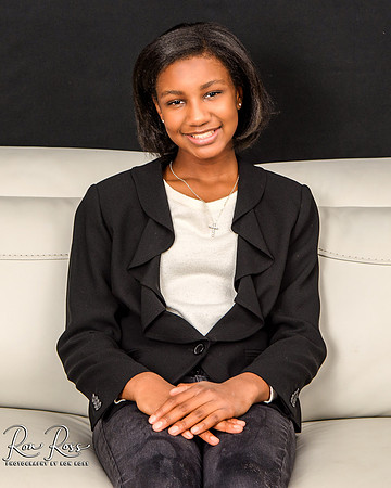 09-Gwen_8x10_09