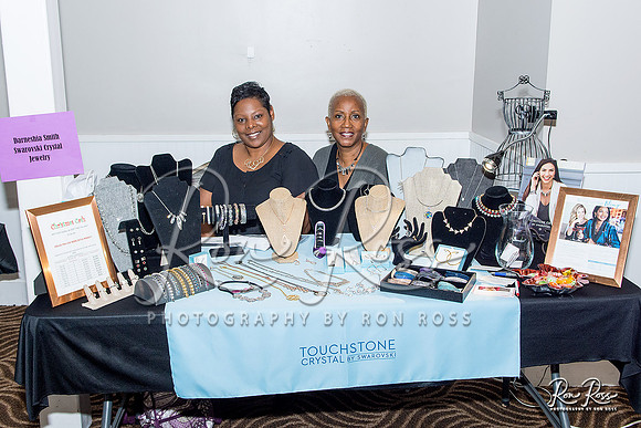 CircleOfFriendsBall2_032