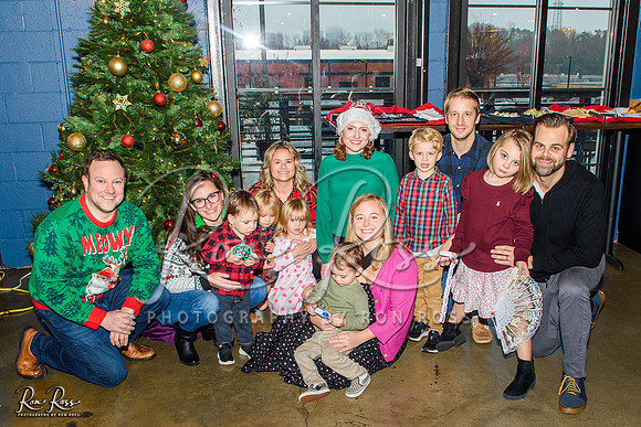 WesleyHgtsHolidayParty2023--033
