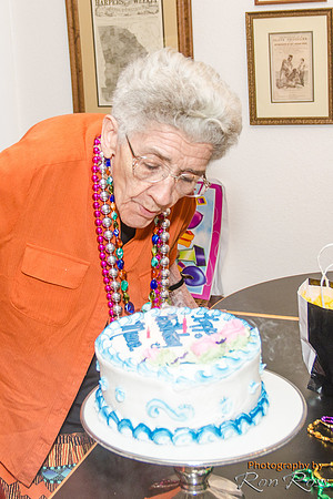Moms-90th_090