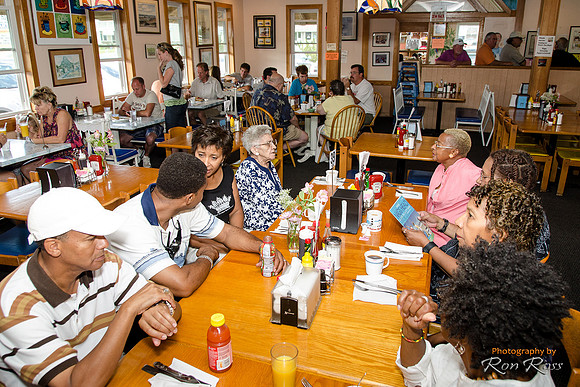 Moms-90th_011
