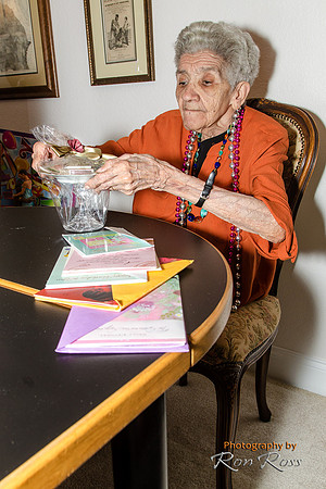 Moms-90th_098